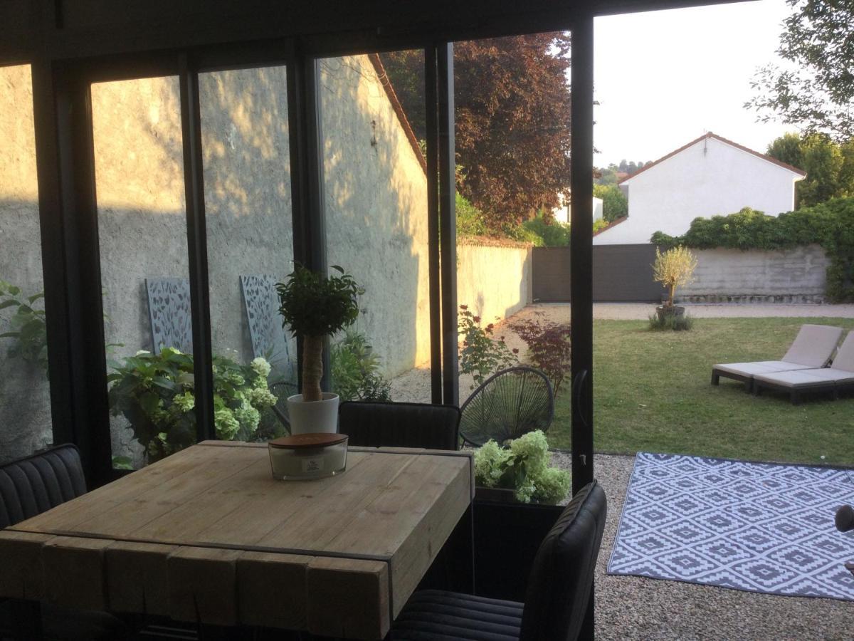 Le Clos De La Tour Exterior photo